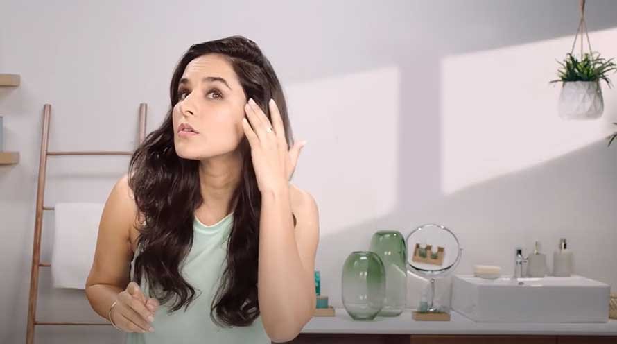 How to choose the right colours for hair contouring