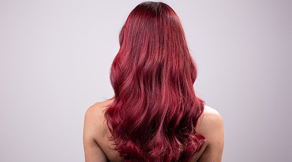 5 Fun Ways To Rock Burgundy Hair Color – Garnier India
