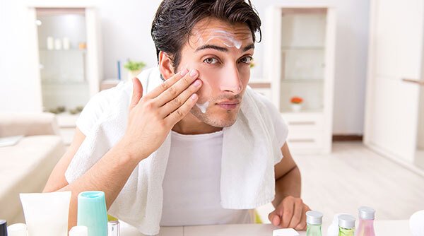 4 step anti acne skincare routine for men