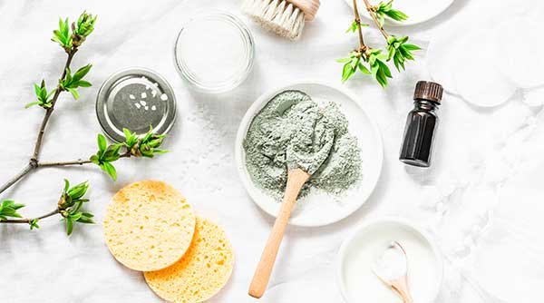 Benefits of Kaolin Clay and How Men Can Include It In Their Skincare Routine