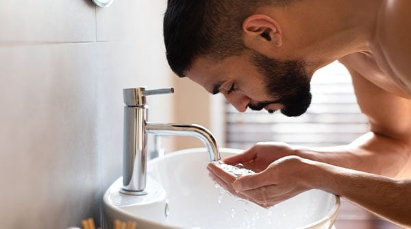 Soap Vs Facewash: Which Is Better For Men?