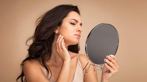 Pimple vs Acne