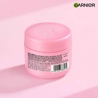 Back of Garnier Niacinamide Fresh & Plump Sorbet Cream