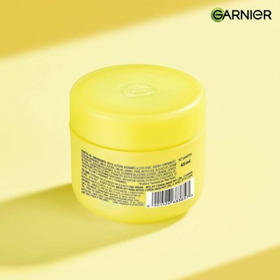 Back of Garnier Vitamin C Fresh & Bright Sorbet Cream